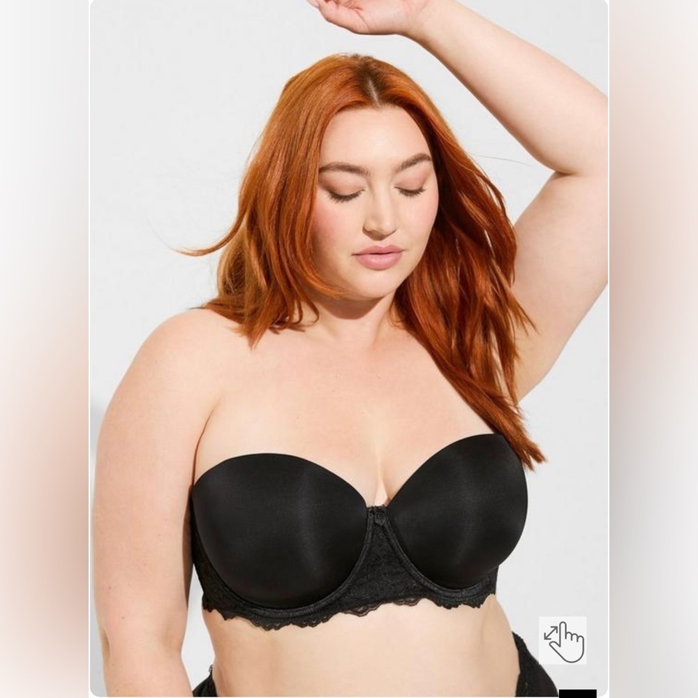 NWT Torrid Strapless Lightly Lined Smooth Straight Back Bra 40G